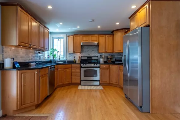 East Providence, RI 02915,3642 Pawtucket