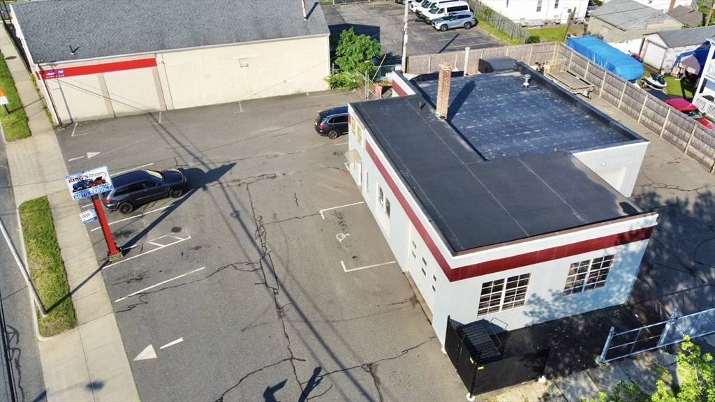 Springfield, MA 01109,512 Saint James Ave