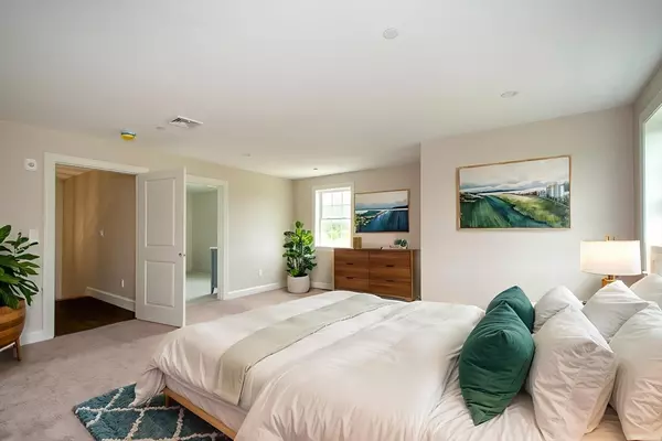 Marshfield, MA 02050,2 Proprietor's Drive #23