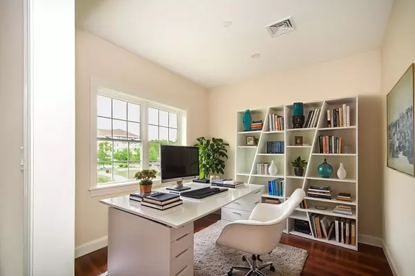 Marshfield, MA 02050,2 Proprietor's Drive #23