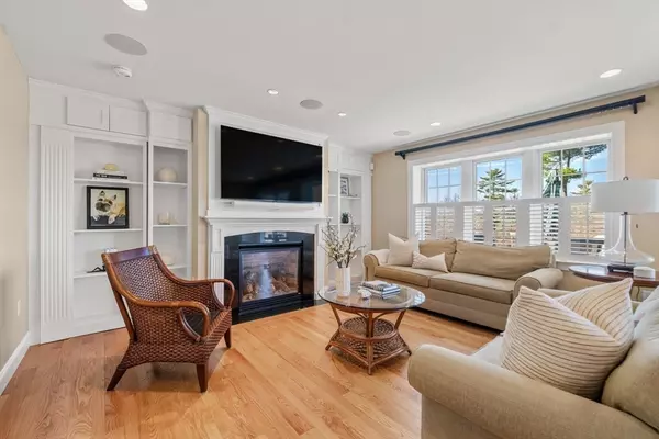 Carver, MA 02330,11 Redtail Ln