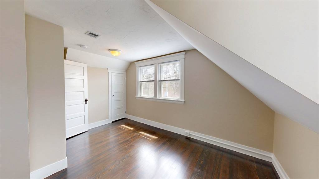 Bridgewater, MA 02324,262 Plymouth St #1