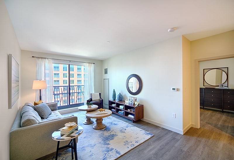1 Canal St. #822, Boston, MA 02114