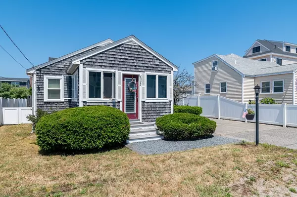 Marshfield, MA 02050,22 Charlotte St