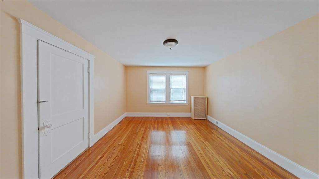Quincy, MA 02170,5 Calumet St #5