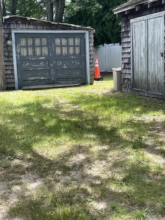 Dartmouth, MA 02747,56 Lakeside