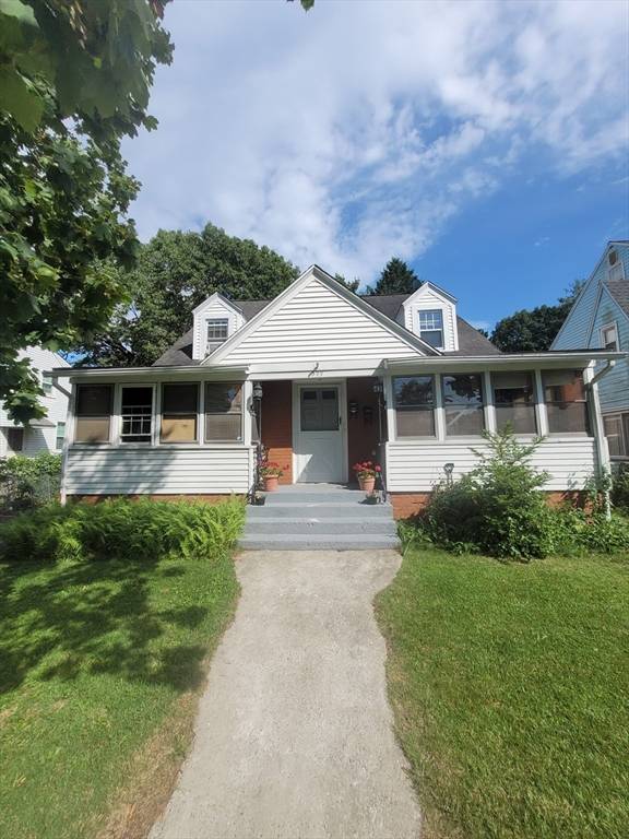 309 Lexington St #R, Springfield, MA 01104