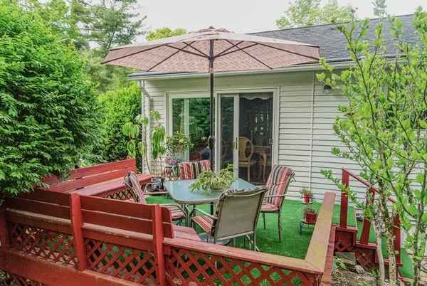 Putnam, CT 06260,171 David Circle