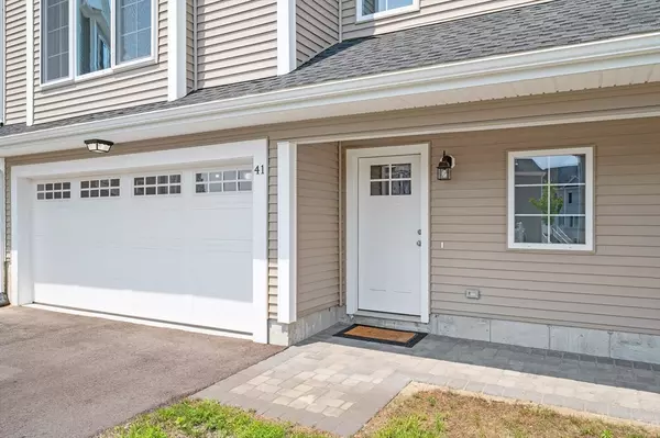 Uxbridge, MA 01569,41 Pouts Lane #41