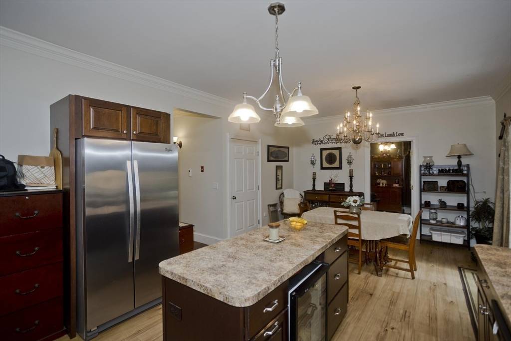 Monson, MA 01057,197 Bumstead Rd