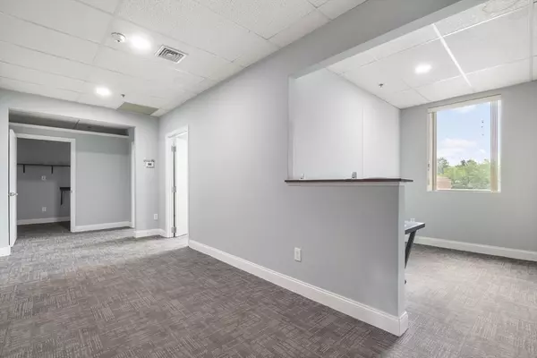 1500 Boston Providence Tpke #22b, Norwood, MA 02062