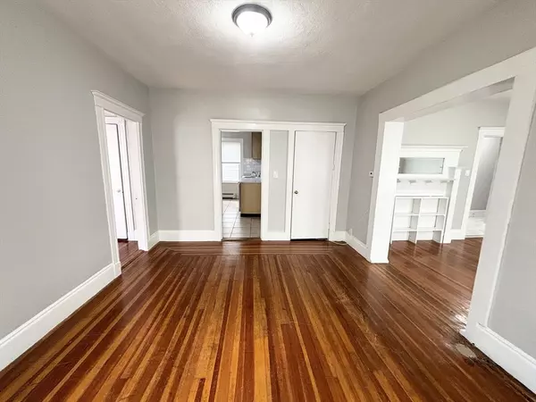 Somerville, MA 02144,14 Belknap Street #1