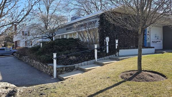 Winchester, MA 01890,95 Cross St