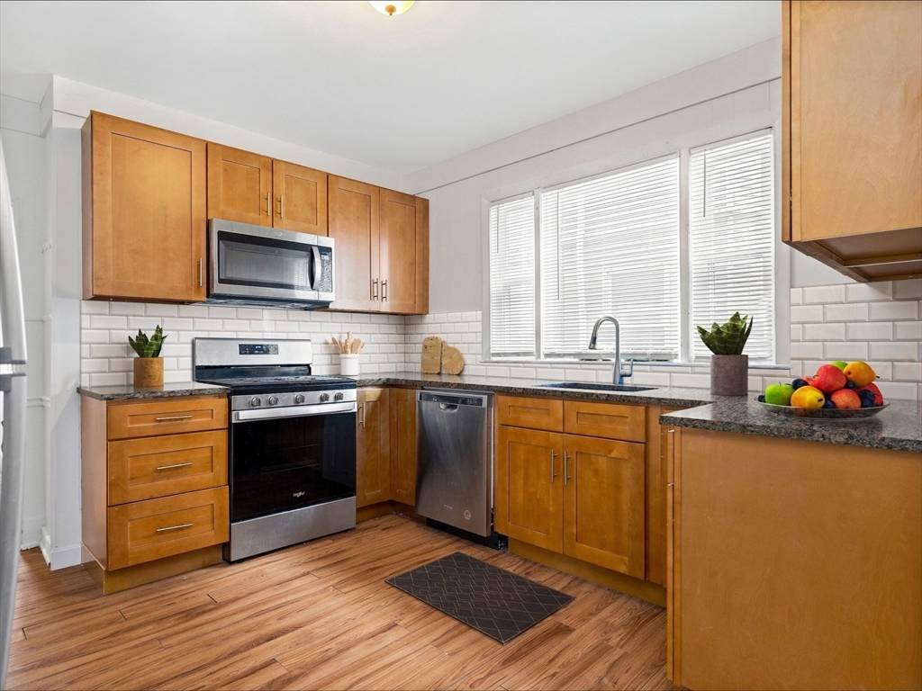 Cambridge, MA 02140,9-11 Edmunds Street #1