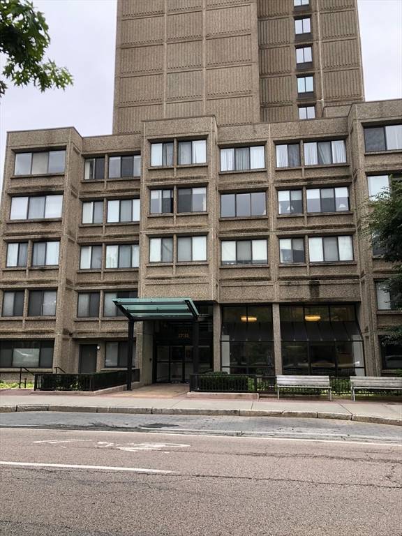 1731 Beacon St #523, Brookline, MA 02445