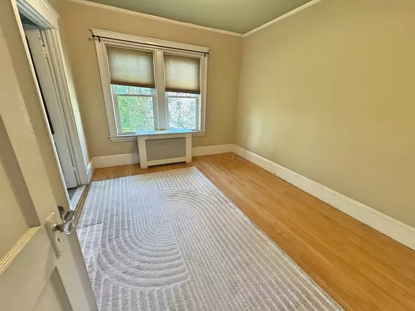 Brookline, MA 02445,222 Rawson Road #2