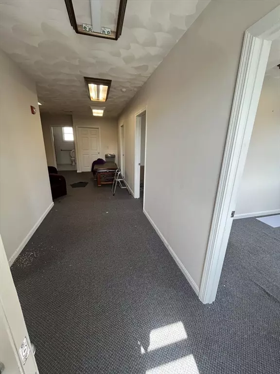Middleton, MA 01949,227 Maple St #201