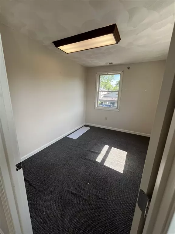 Middleton, MA 01949,227 Maple St #202