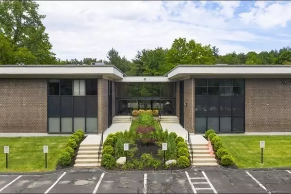 154 Wells Ave. #A, Newton, MA 02459