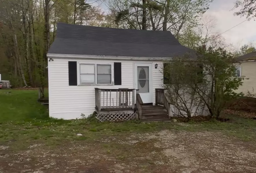 5 Grandview Ter, Sandown, NH 03873