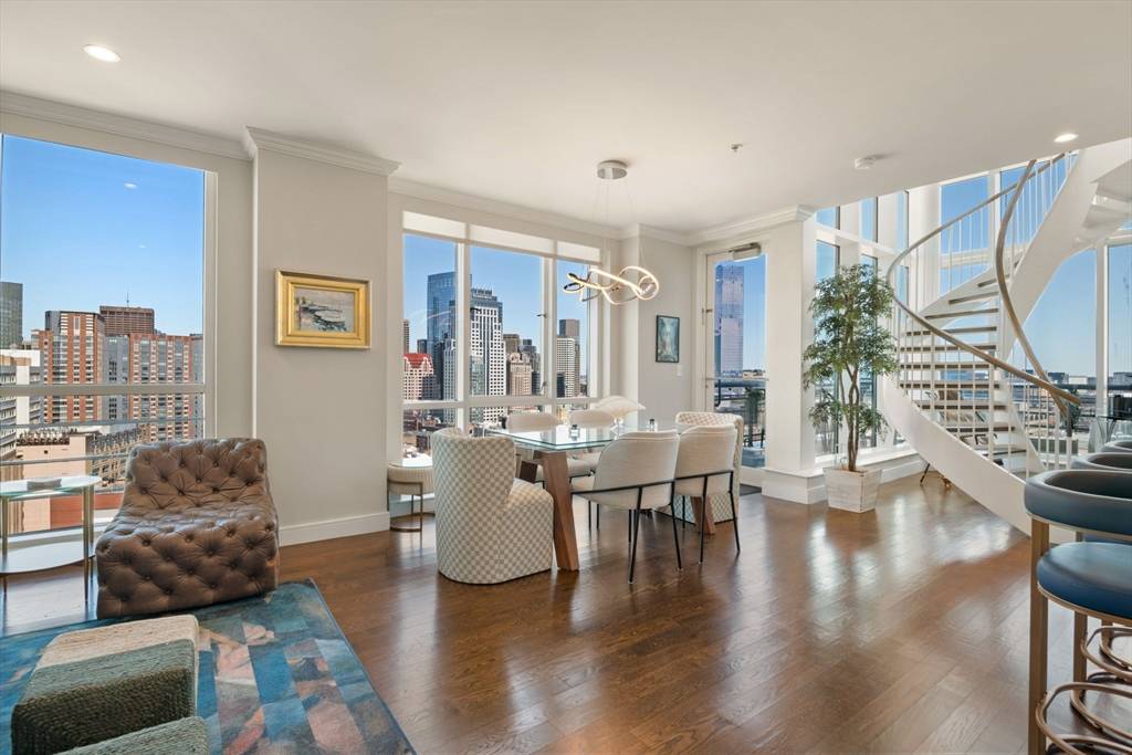 Boston, MA 02111,1 Nassau St. #2204