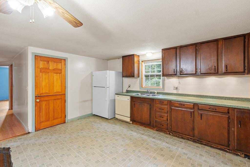 Templeton, MA 01468,336 Otter River Rd.