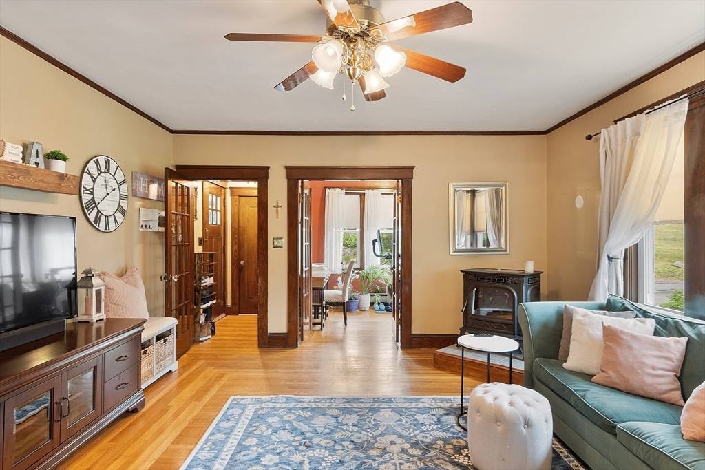 Milford, MA 01757,7 Nelson Heights