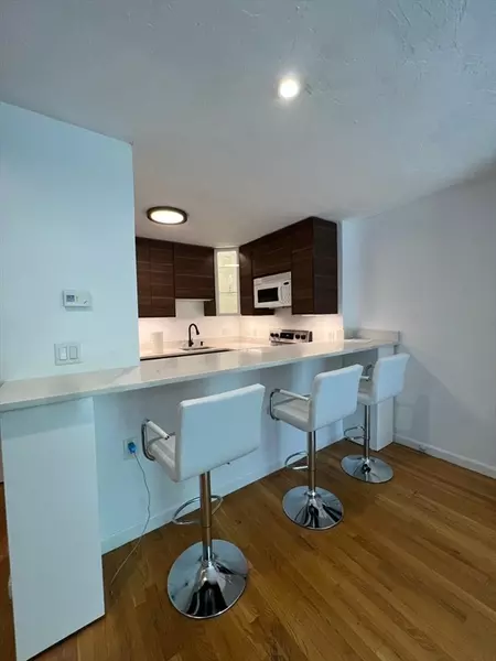 152 Quincy Shore Drive #26, Quincy, MA 02171
