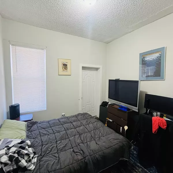 Boston, MA 02119,2989 Washington St #2