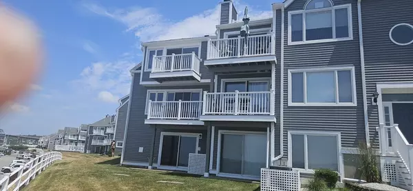 700 Shore Drive #513, Fall River, MA 02721