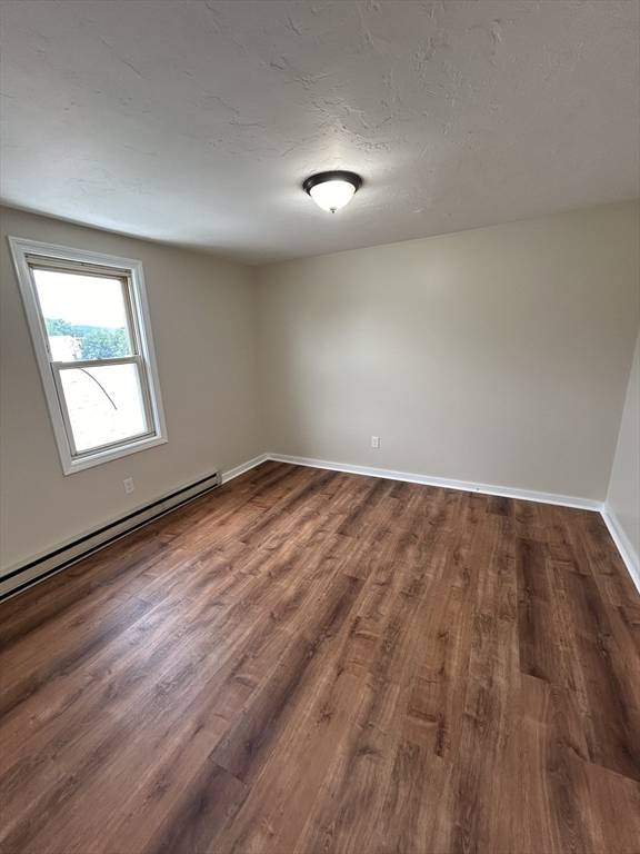 Southbridge, MA 01550,109 Morris St #5