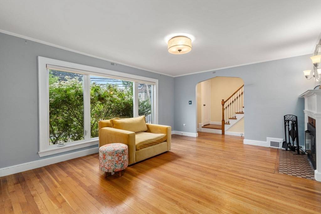 36 Beaver Street, Waltham, MA 02453