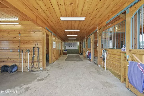 Westhampton, MA 01027,0 Easthampton Rd