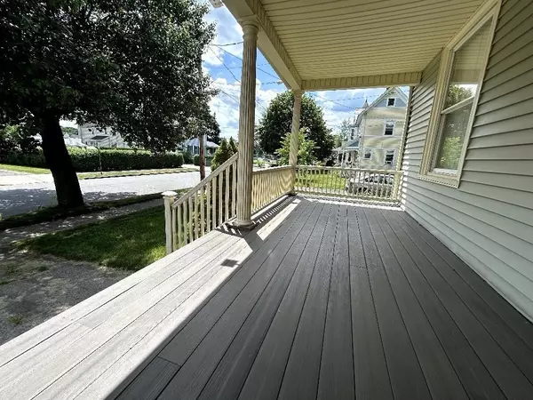 Chicopee, MA 01020,16 Lincoln St