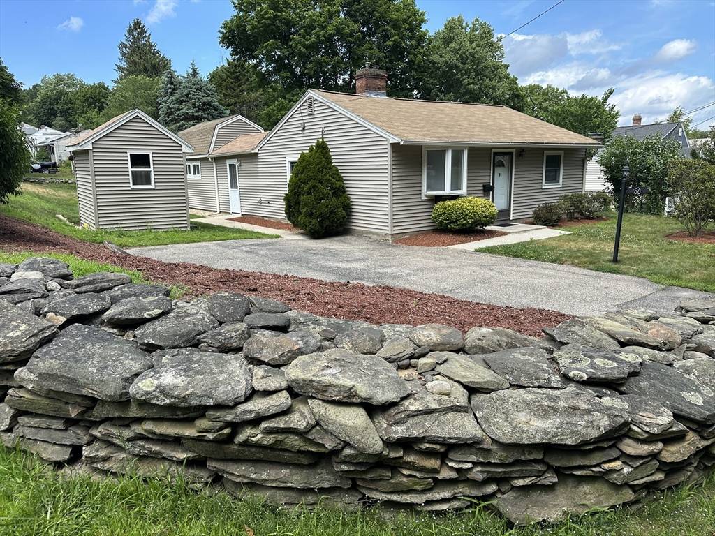 86 Bailey St., Worcester, MA 01602