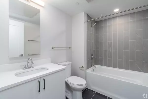 Cambridge, MA 02138,605 Concord #410