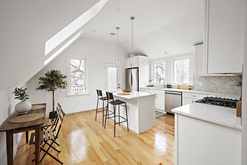 Boston, MA 02119,24 Montrose St #2