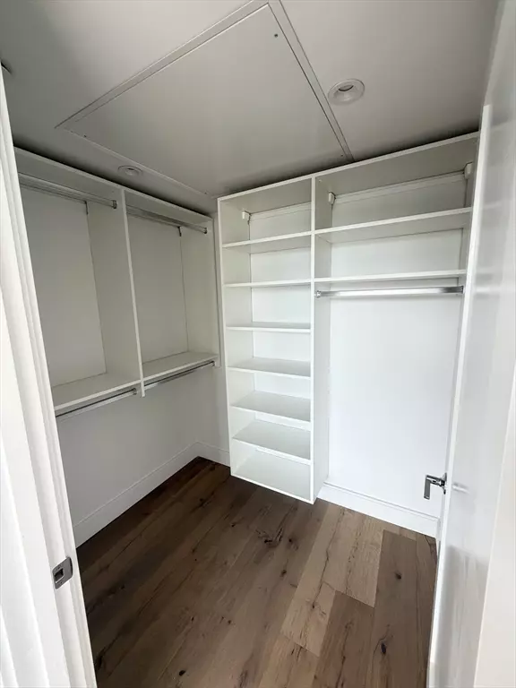 Boston, MA 02125,1121 Dorchester Avenue #301