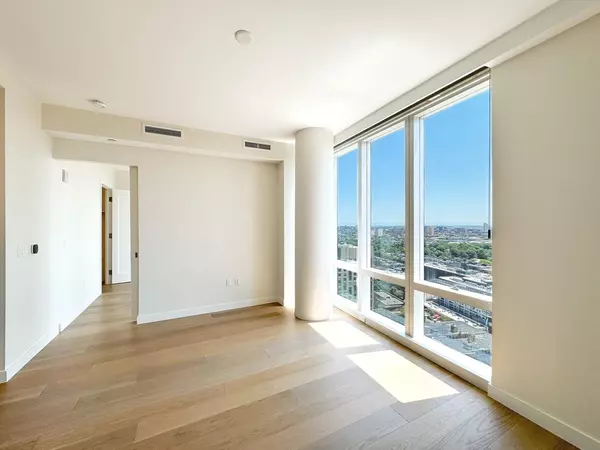 Boston, MA 02215,188 Brookline Ave #20H