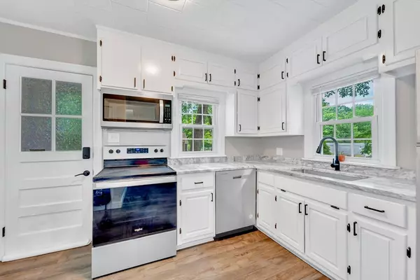 Springfield, MA 01118,295 Harkness Ave