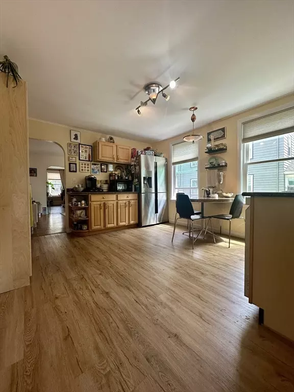 Cambridge, MA 02140,25 Cedar St #1