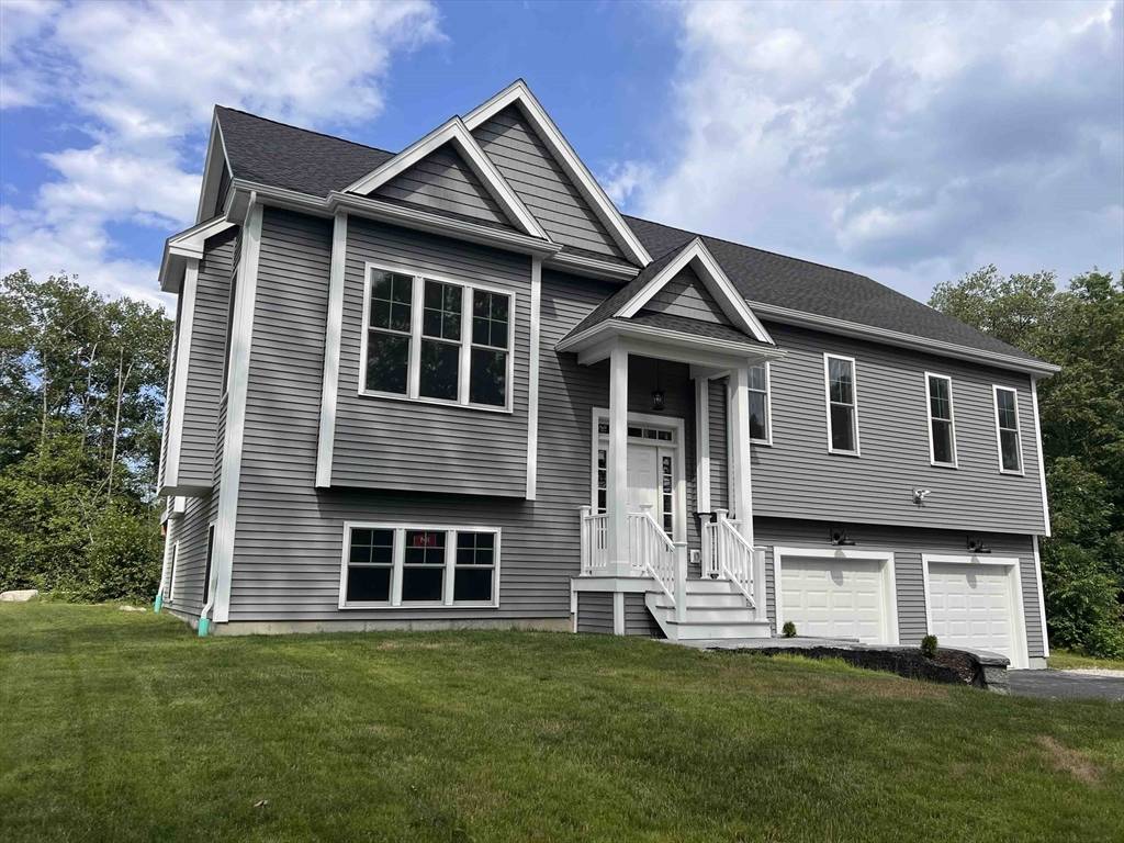 43 Brookside Ave, Webster, MA 01570