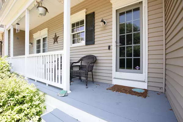 Bourne, MA 02561,6 Louis Ave