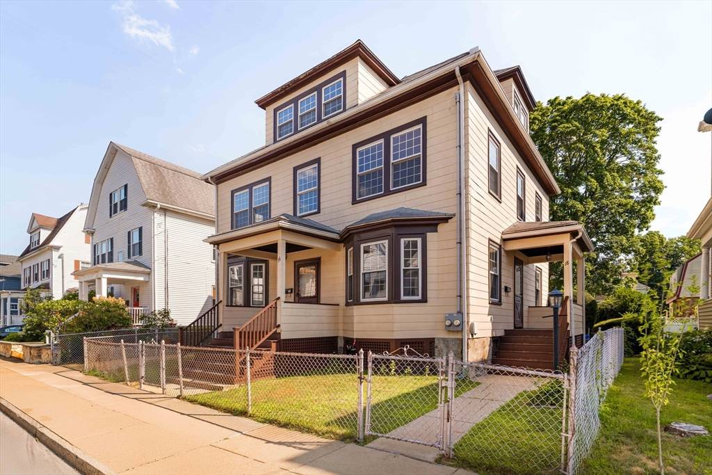Boston, MA 02135,18 Newcastle Rd #2