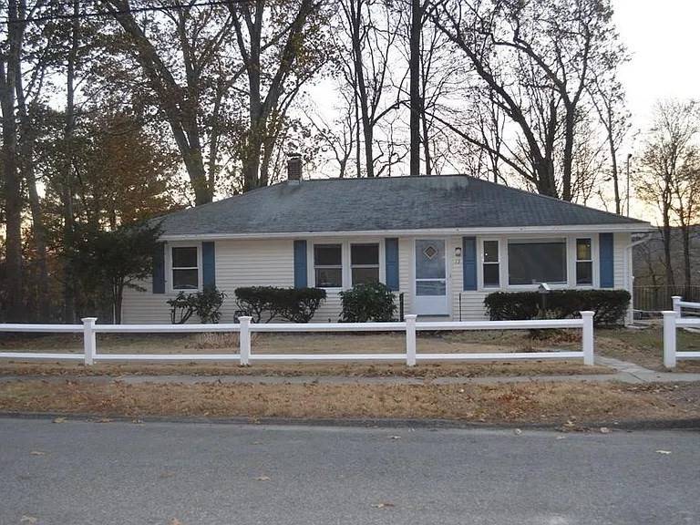 13 Columbine Road #2, Worcester, MA 01609