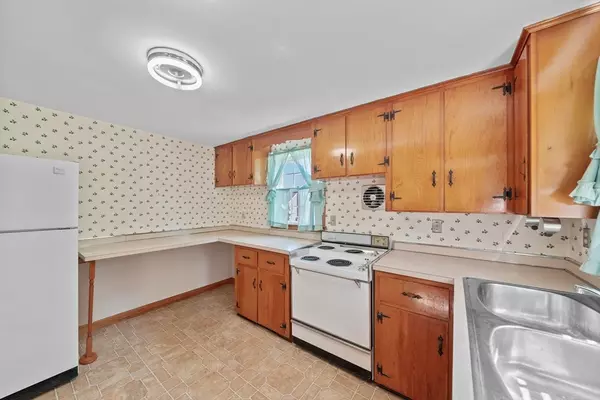 Weymouth, MA 02190,21 Jay Rd