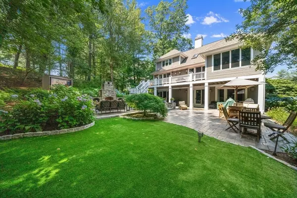 Ipswich, MA 01938,53 Country Club Way