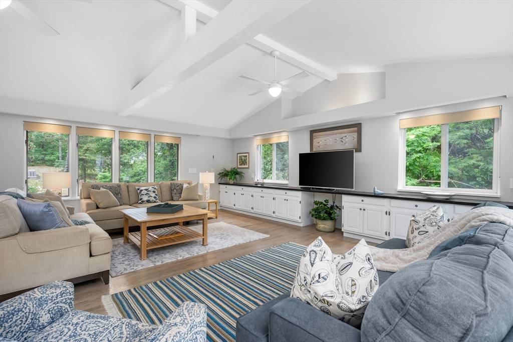 295 Cove View Rd, Wellfleet, MA 02667