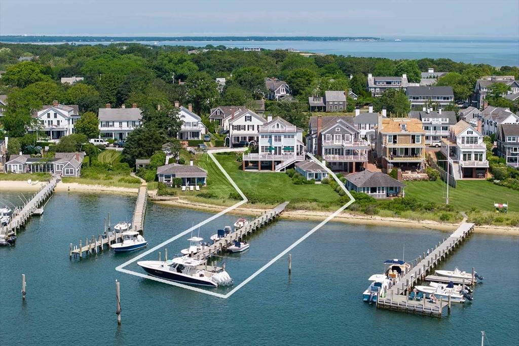 111 North Water Street, Edgartown, MA 02539
