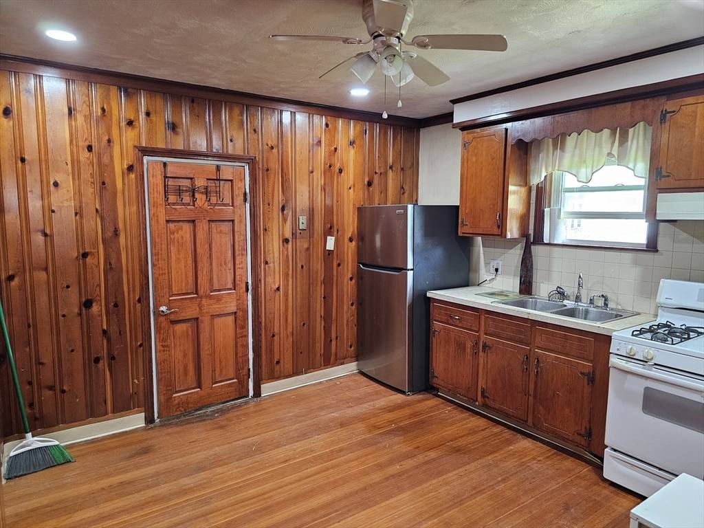 Fall River, MA 02721,112 Coral Street #1